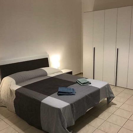 산타크로체카메리나 La Casa Di Salvi 아파트 외부 사진
