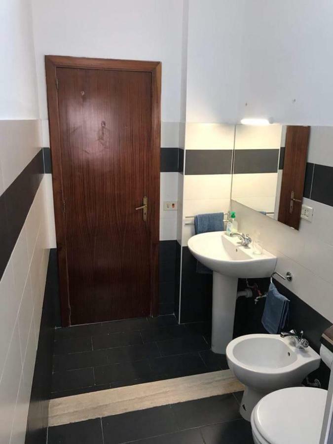 산타크로체카메리나 La Casa Di Salvi 아파트 외부 사진