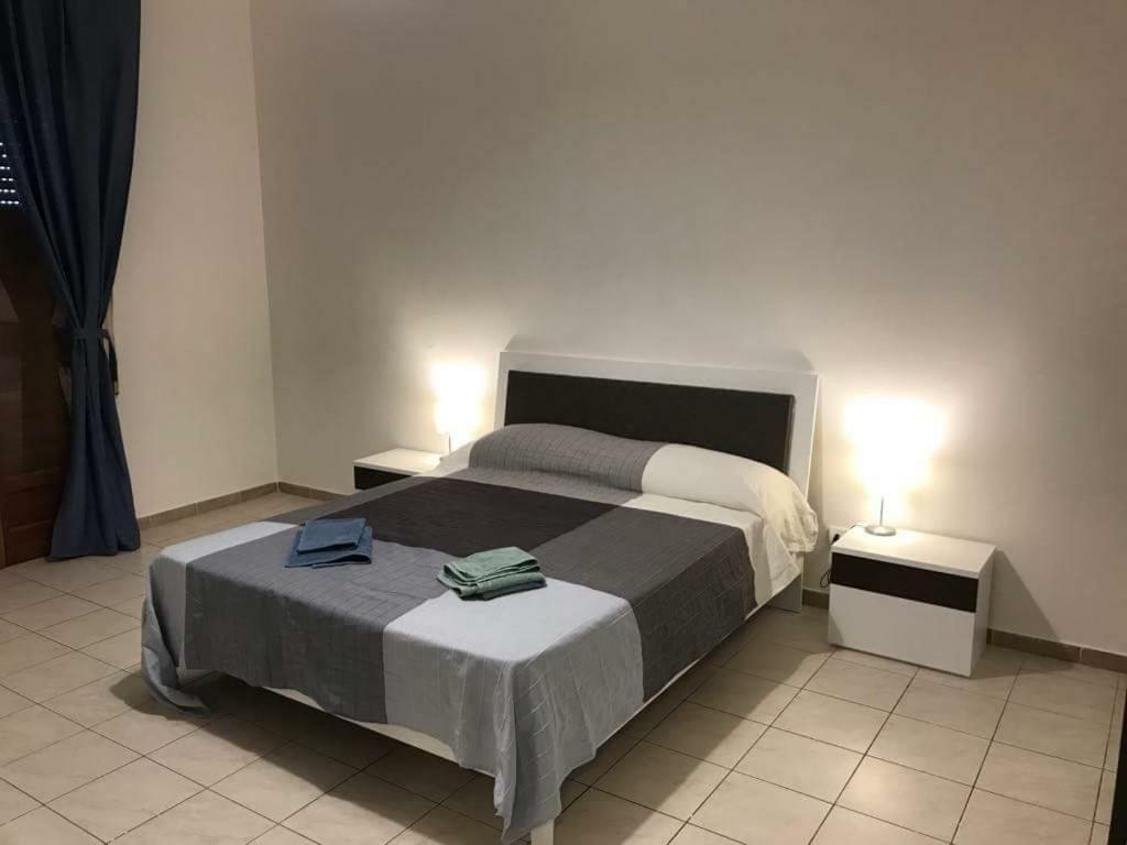 산타크로체카메리나 La Casa Di Salvi 아파트 외부 사진